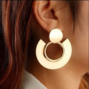NWOT Geometric Metal Earrings